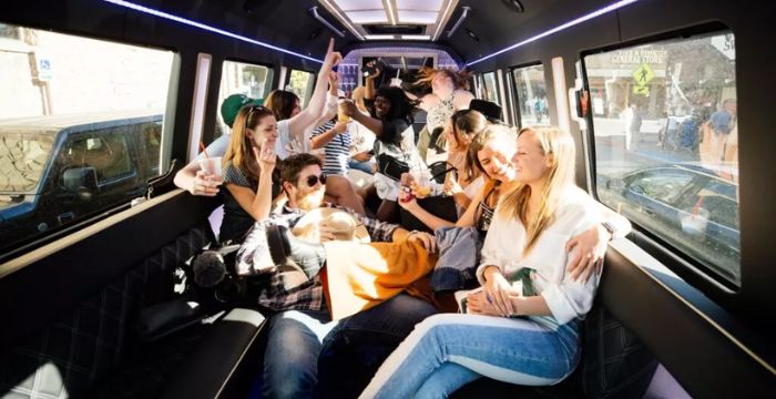 Benefits of Hiring a Chauffeured Car Service for Groups