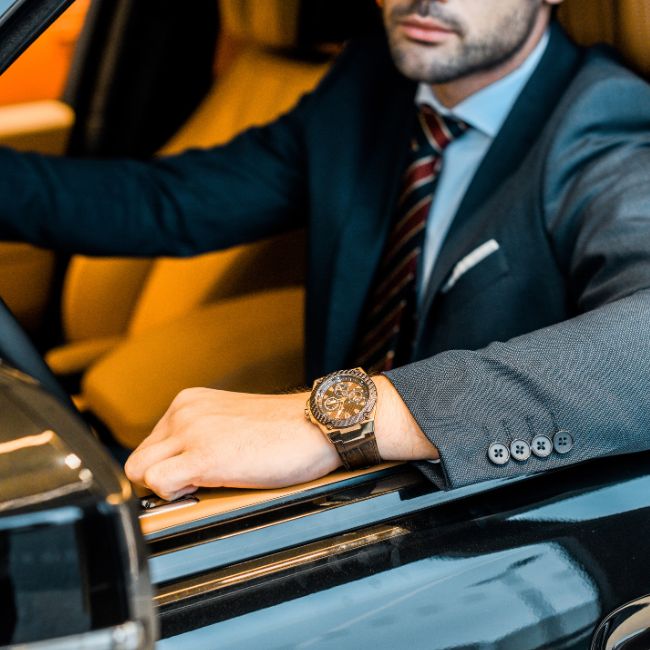 Professional chauffeur-driven luxury sedan for corporate travel in Seattle